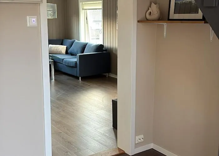 Big 2 Floors Apartment, Perfect Location And View * Тромсё