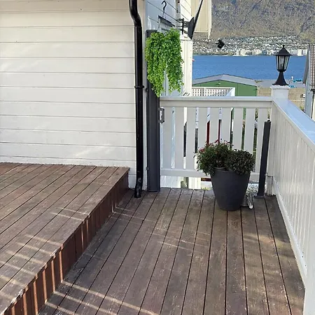 Lejlighed Big 2 Floors Apartment, Perfect Location And View