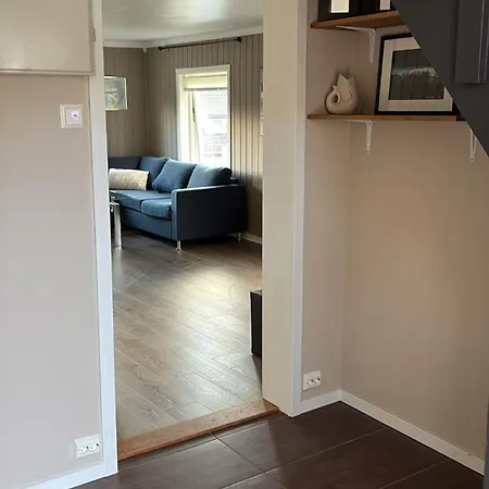 Big 2 Floors Apartment, Perfect Location And View * Tromsø