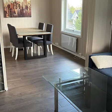 Big 2 Floors Apartment, Perfect Location And View Тромсё